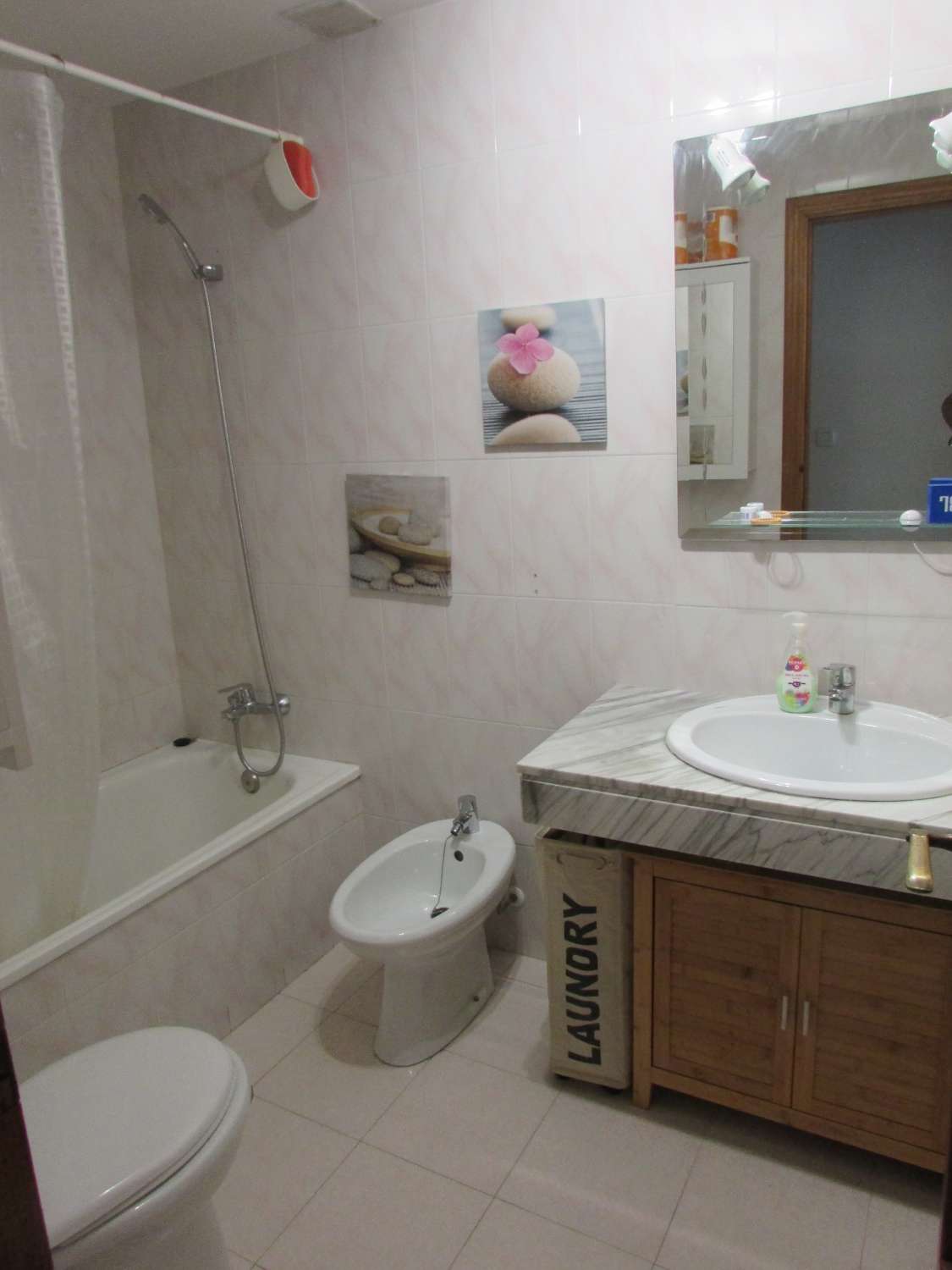 Estupendo apartamento en Calahonda muy cerca de la playa