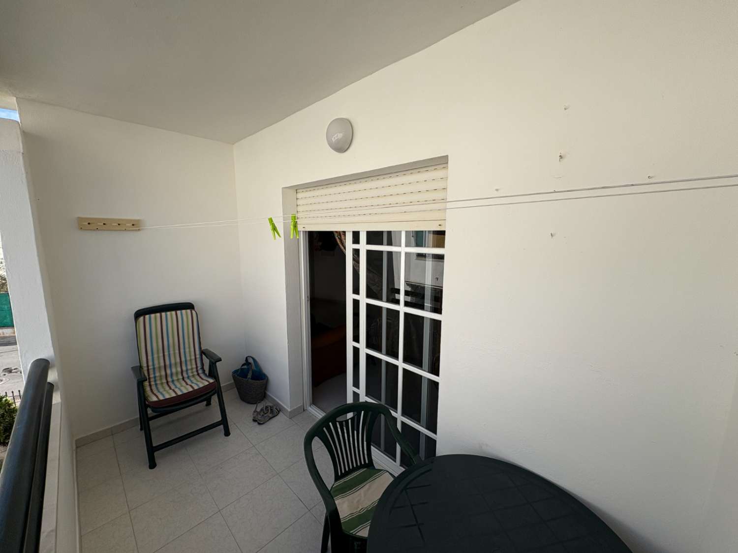 Estupendo piso en Urbanización de la Chucha muy cerca del mar