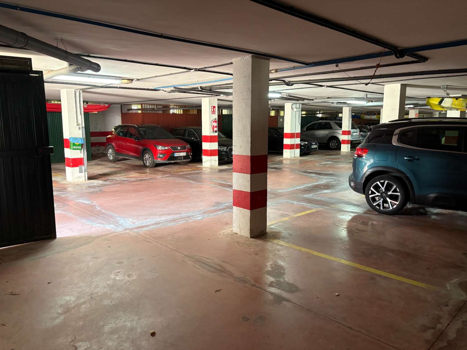 Estupendo piso en Urbanización de la Chucha muy cerca del mar