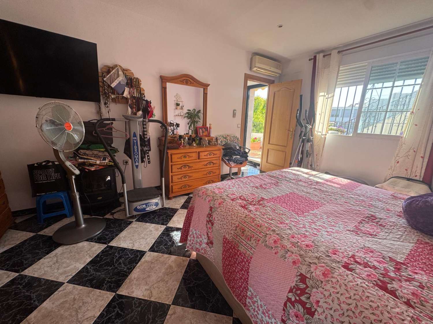 Casa en venta en zona norte de Motril