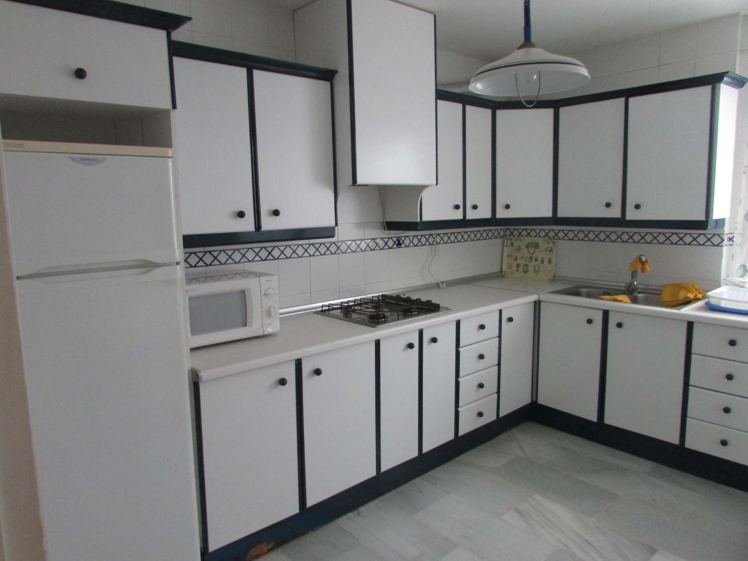Appartement à vendre à Calahonda, très proche de la mer