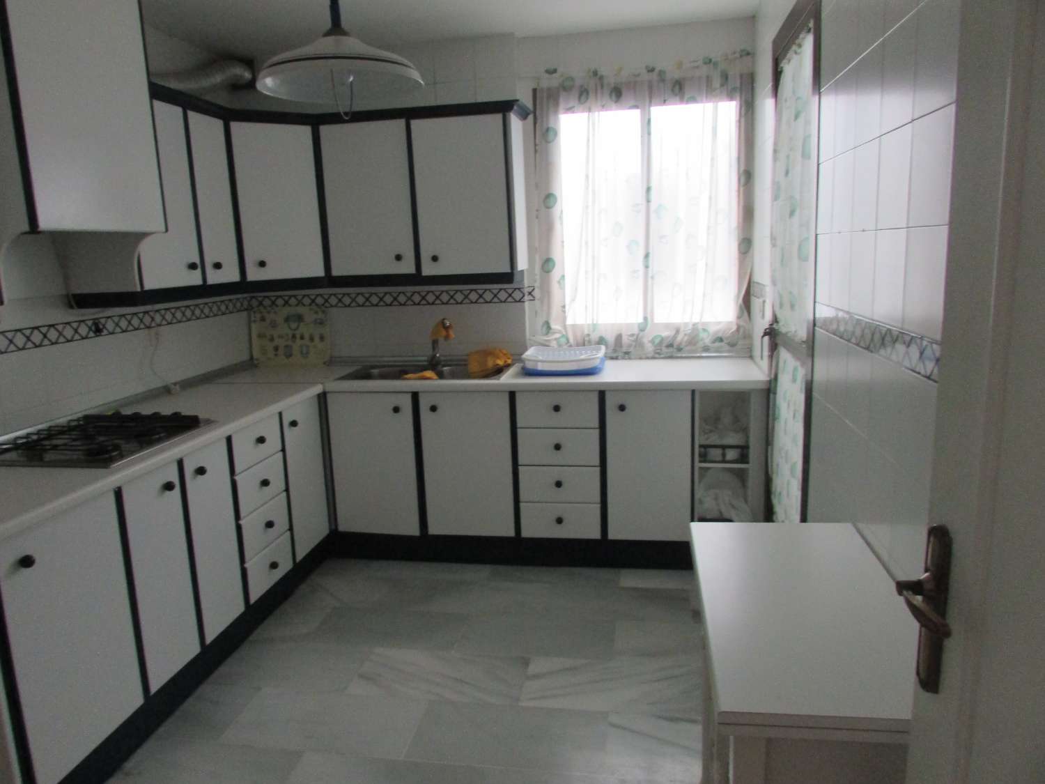 Appartement à vendre à Calahonda, très proche de la mer